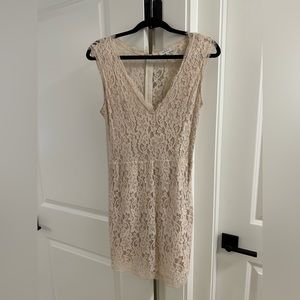 Babaton dress size 4